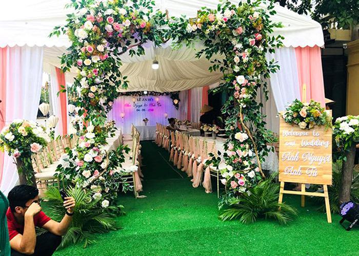 Những ưu điểm nổi bật khi sử dụng dịch vụ đặt tiệc cưới tại nhà